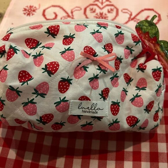 LUELLA makeup bag - Picture 3 of 7